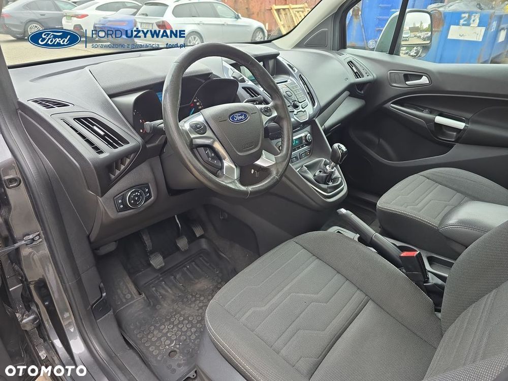 Ford Tourneo Connect Grand - 16