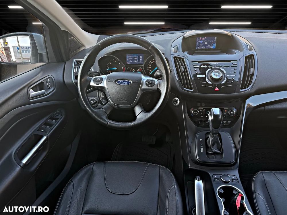Ford Kuga 2.0 TDCi 4x4 Aut. Titanium - 10