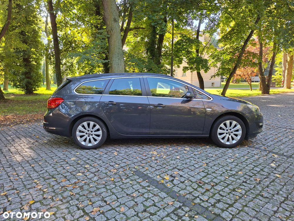 Opel Astra 1.4 T Cosmo - 6