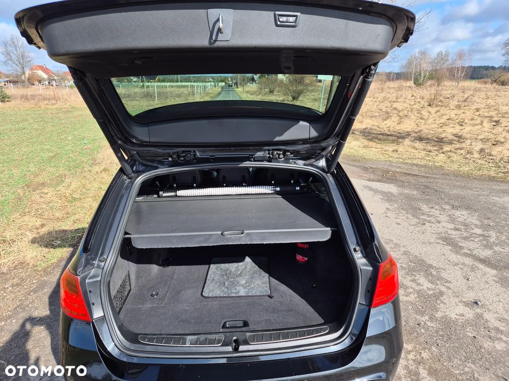 BMW Seria 3 318d xDrive M Sport - 6