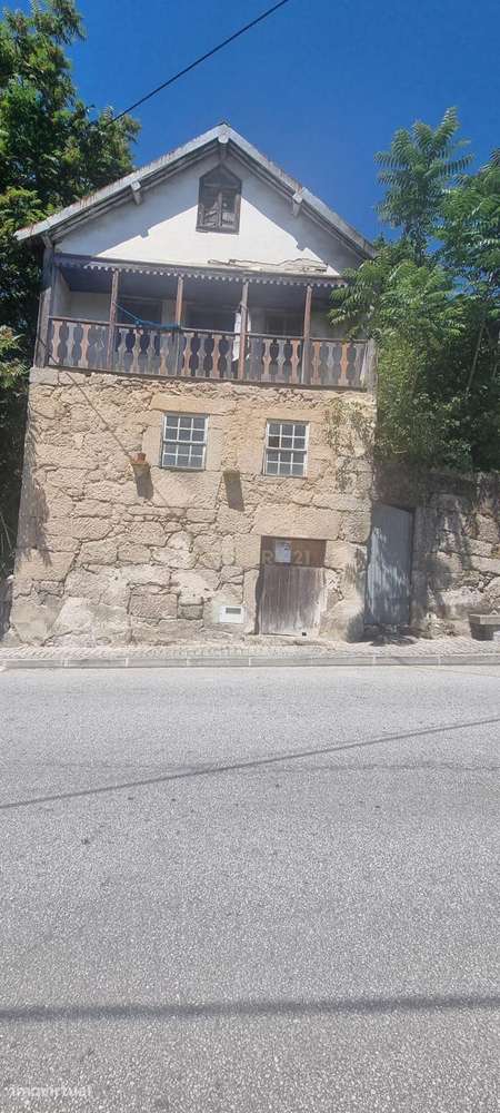 Oportunidade em Beijós: Casa para recuperar em Viseu - Grande imagem: 3/3