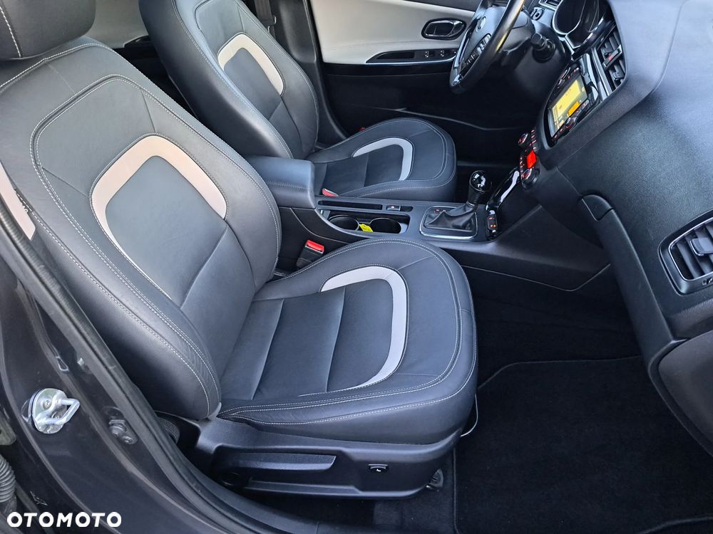 Kia Ceed 1.6 GDI XL DCT - 25