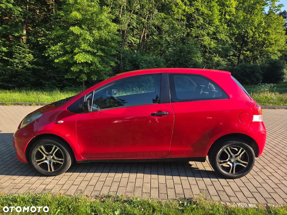 Toyota Yaris 1.0 Luna - 3