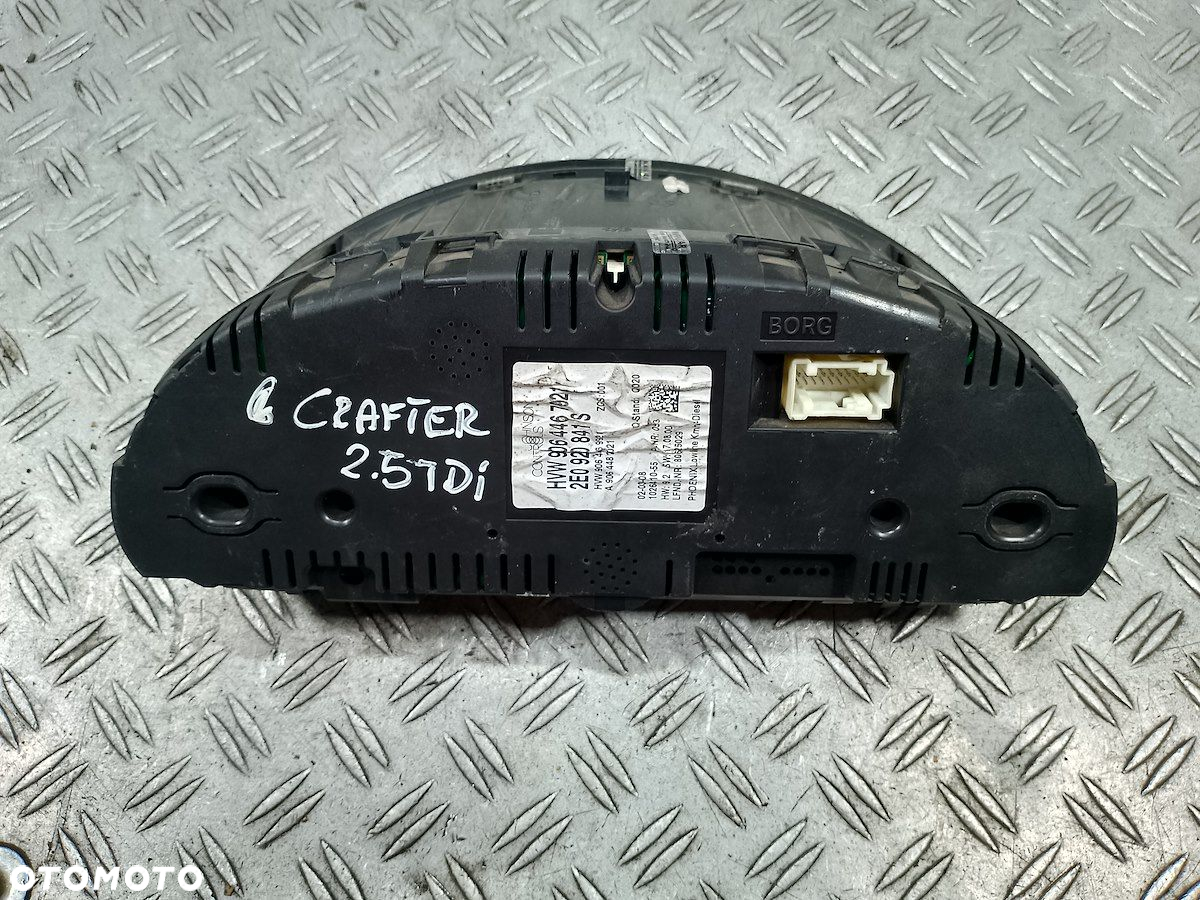LICZNIK VW CRAFTER 2.5 TDI 2E0920841S - 4
