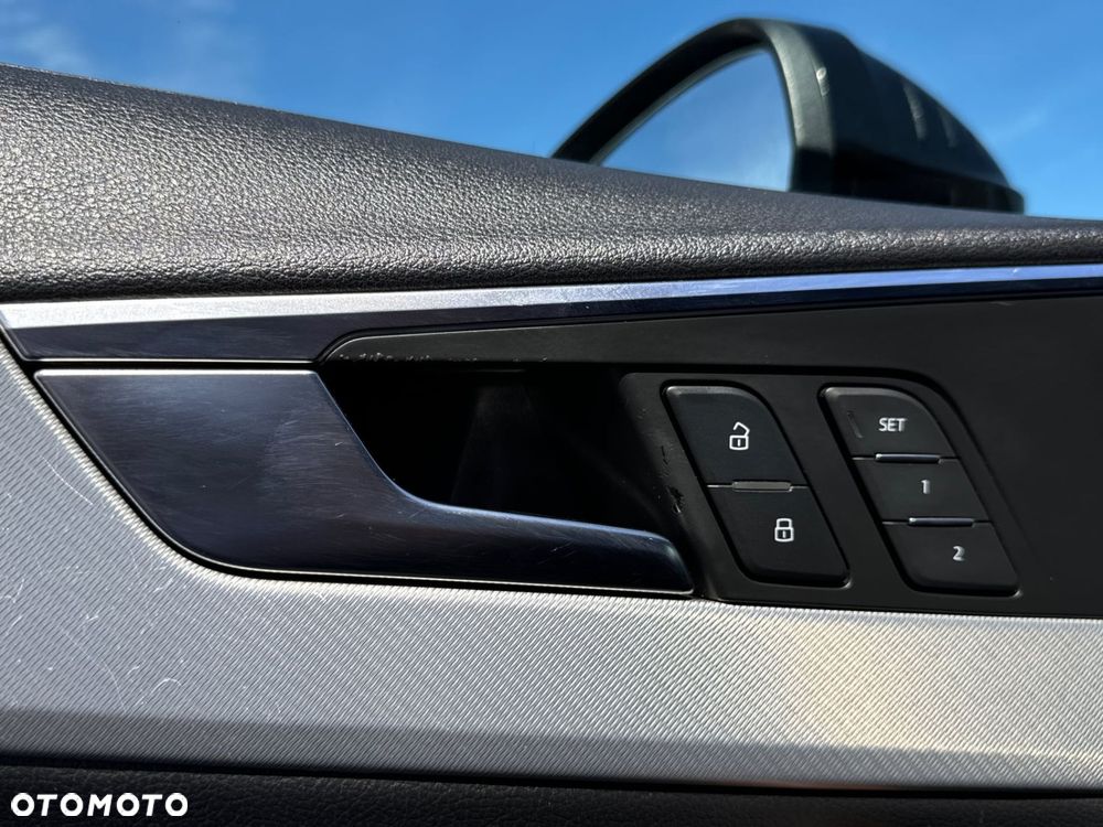 Audi A4 Limousine - 19