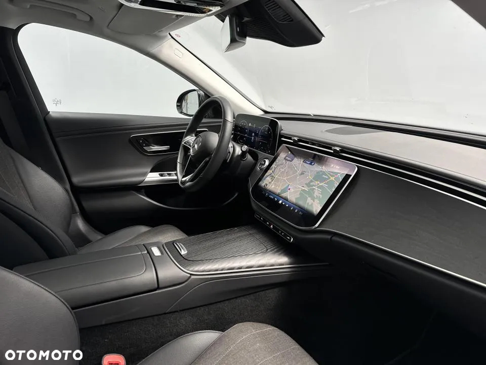 Mercedes-Benz Klasa E 220 d 9G-TRONIC - 10