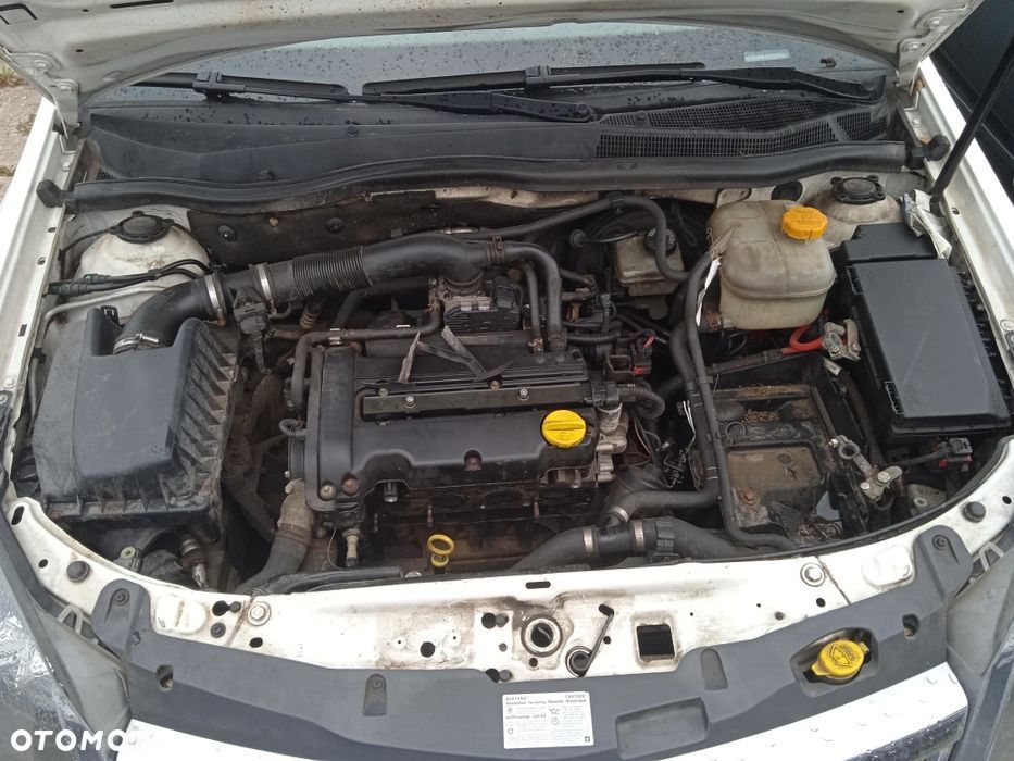 Na części Opel Astra III H Silnik Skrzynia Maska Zderzak Drzwi Klapa Szyba - 2