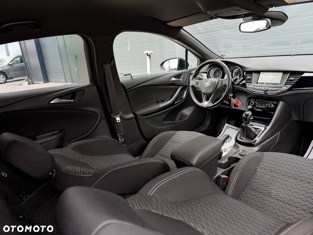 Opel Astra 1.6 Turbo Start/Stop Innovation - 18