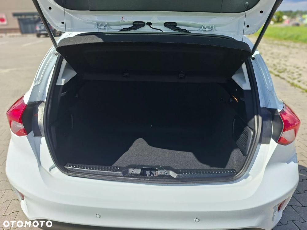 Ford Focus - 31
