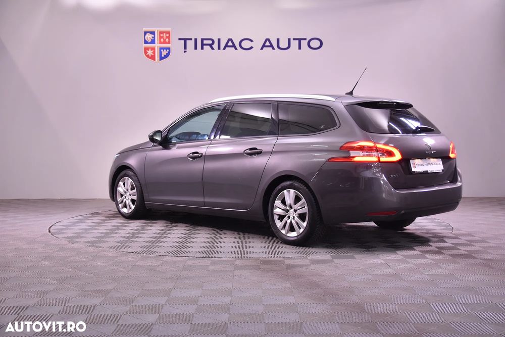 Peugeot 308 - 3