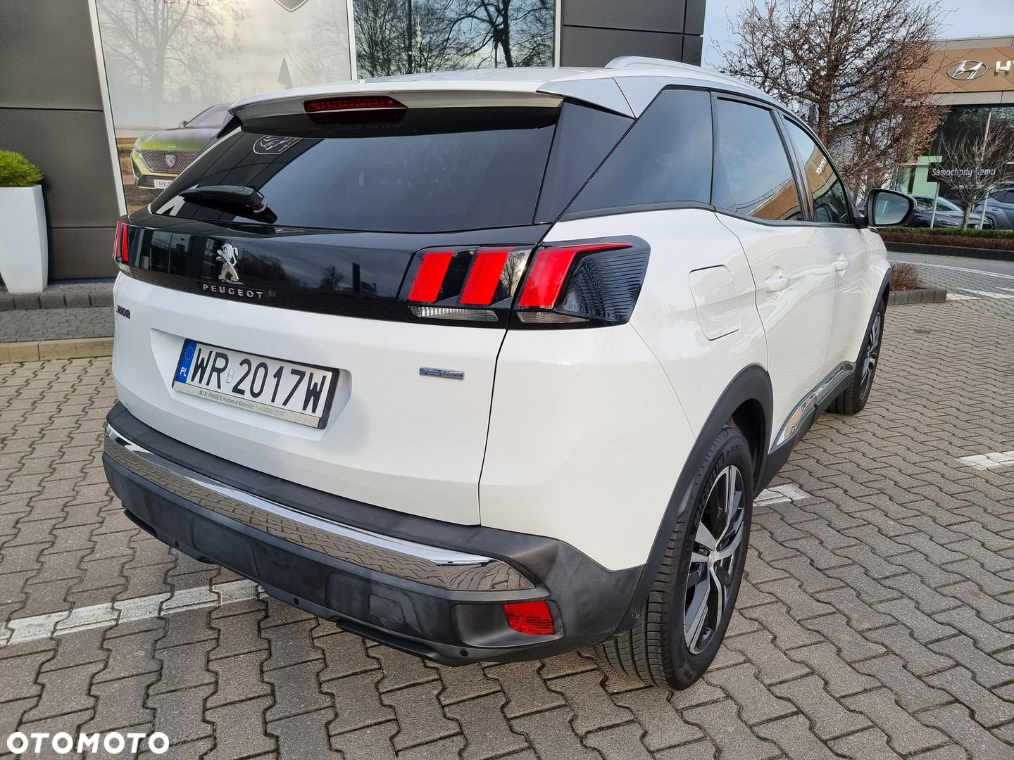 Peugeot 3008 1.2 PureTech Allure S&S EAT6 - 11