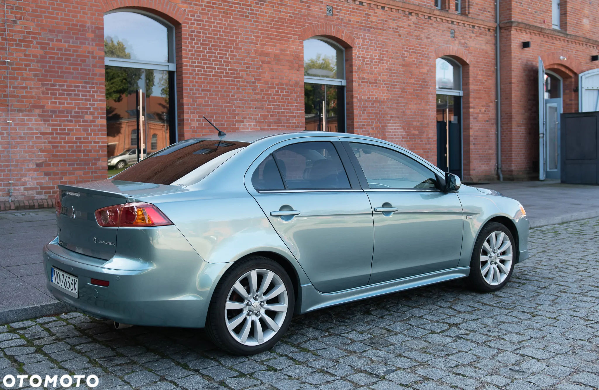 Mitsubishi Lancer 1.8 Instyle NAVI LPG - 2