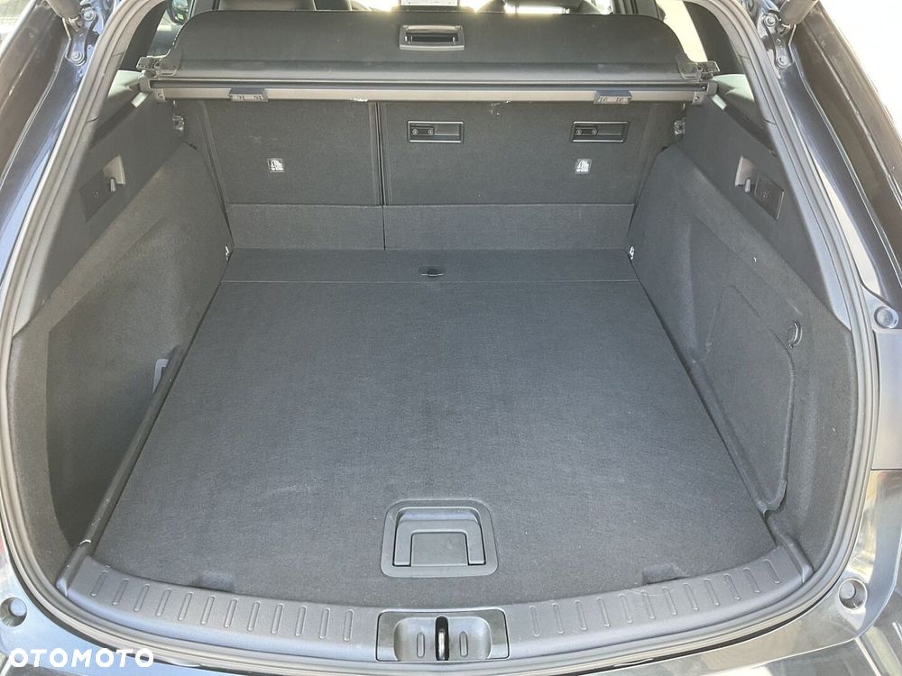 Toyota Corolla 2.0 Hybrid Style - 13