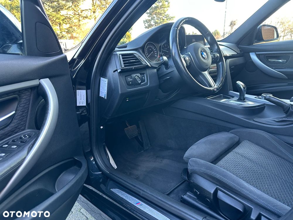 BMW Seria 3 320d Sport-Aut - 23