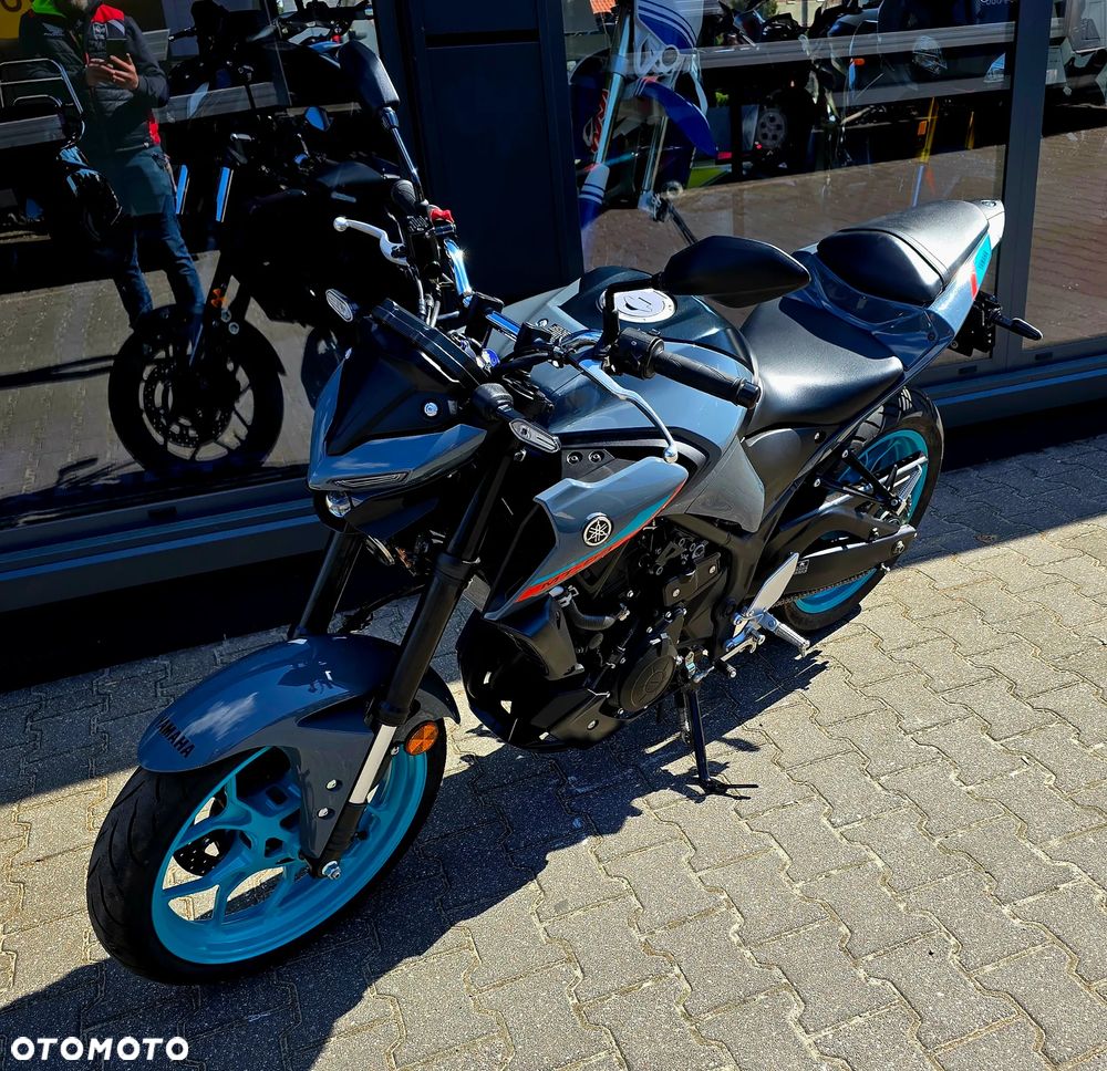 Yamaha MT - 4