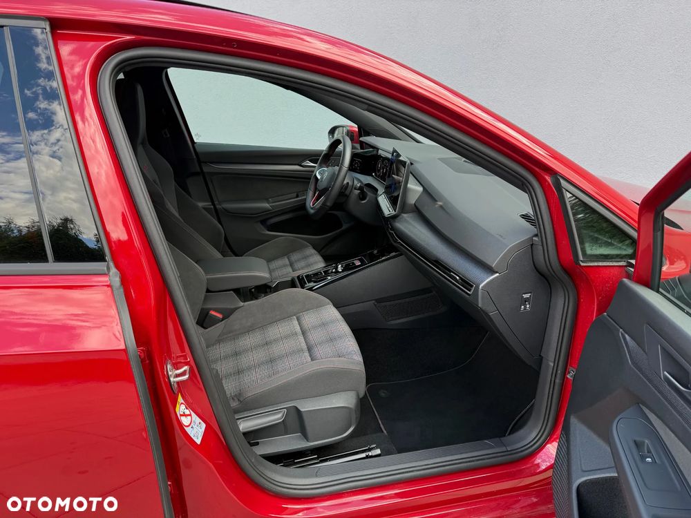 Volkswagen Golf VIII 2.0 TSI GTI DSG - 10