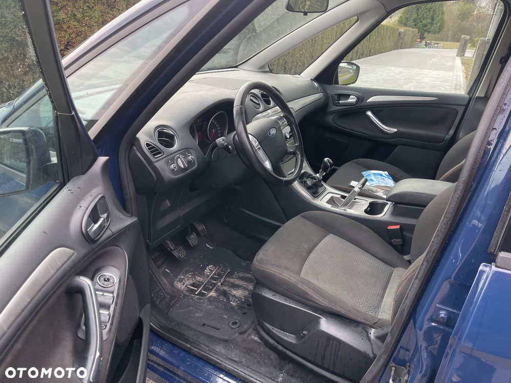 Ford Galaxy 2.0 TDCi Trend - 14