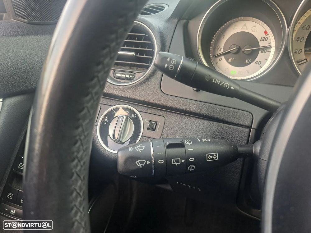 Mercedes-Benz C 220 Station CDI DPF (BlueEFFICIENCY) Avantgarde - 17