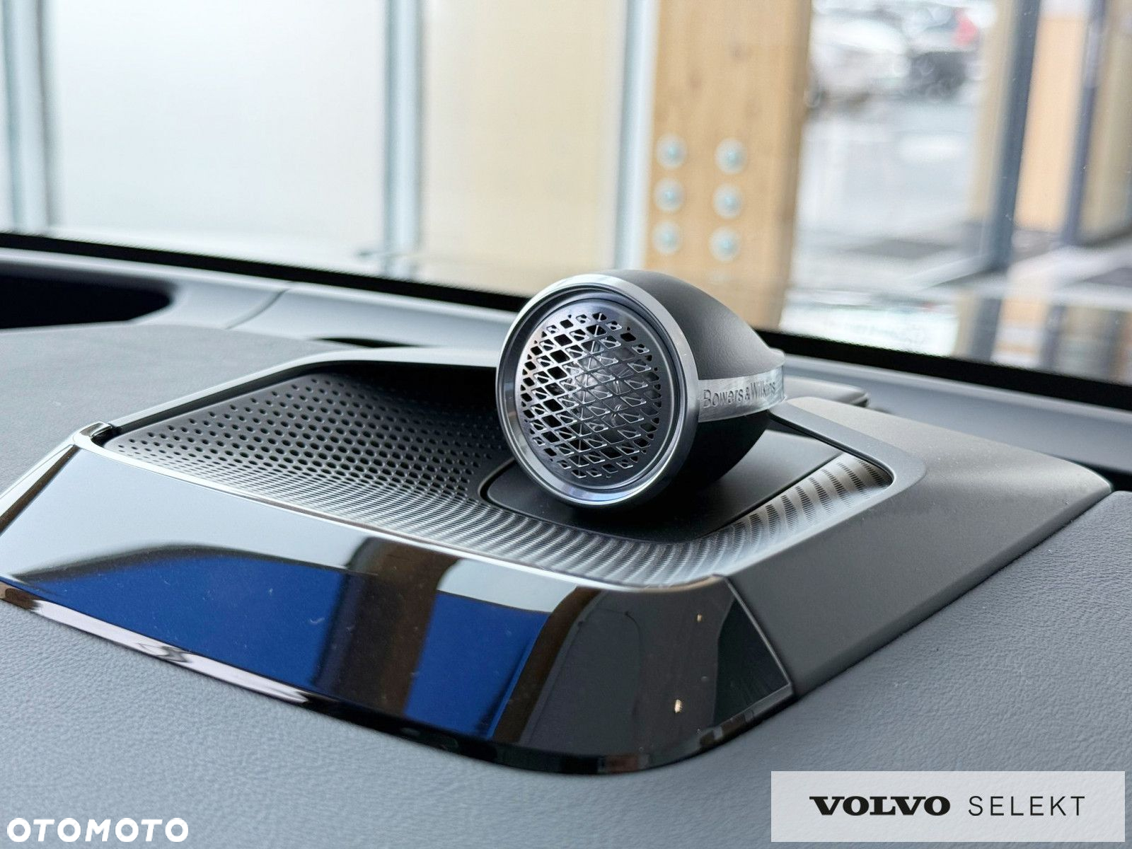Volvo EX90 - 34