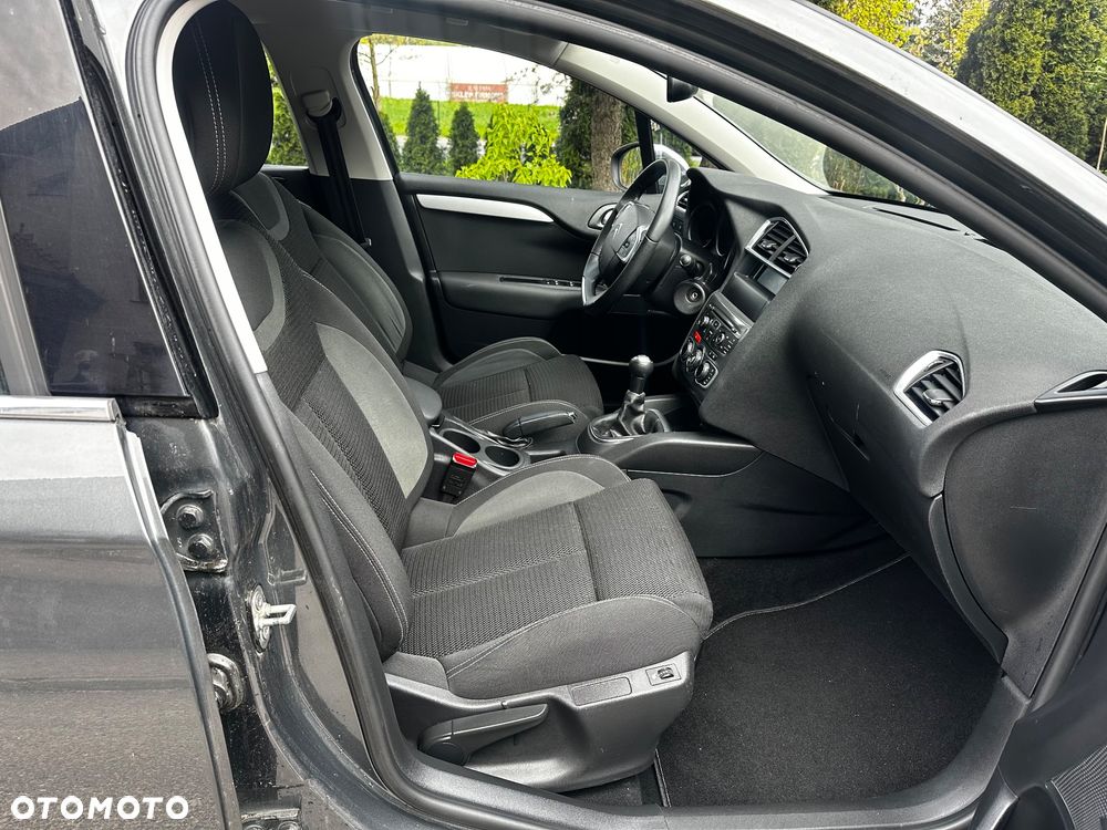 Citroën C4 VTi 95 Selection - 10