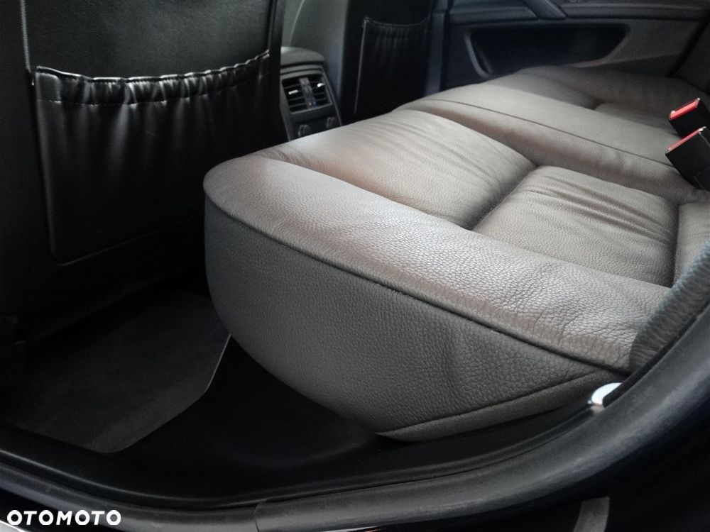 BMW Seria 5 530i - 31