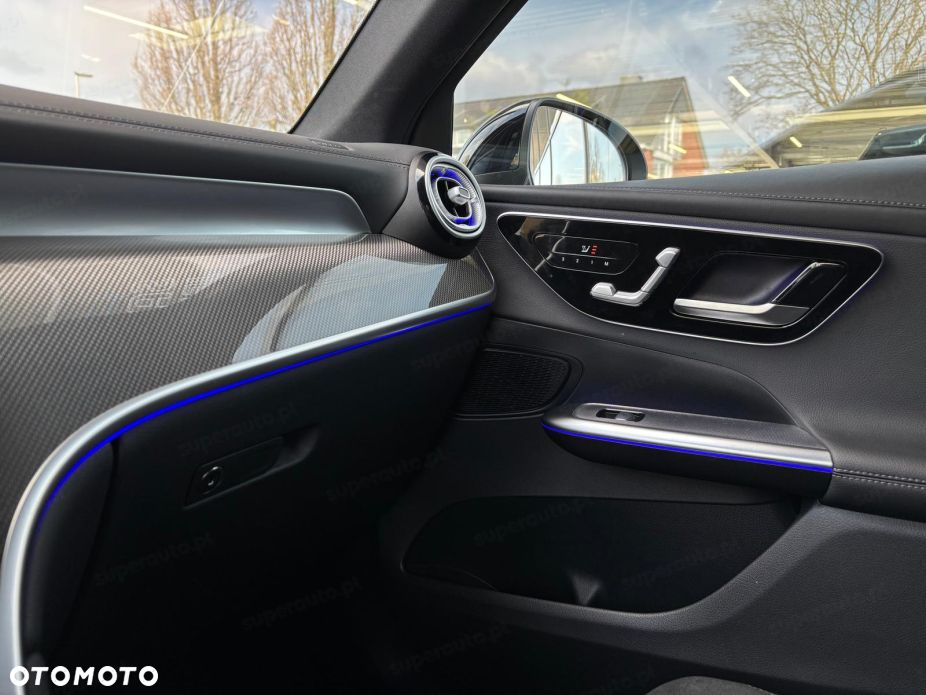 Mercedes-Benz GLC - 14