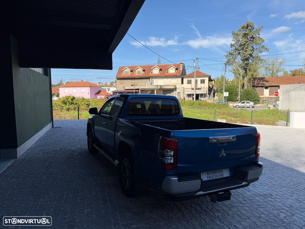Mitsubishi L200 - 10