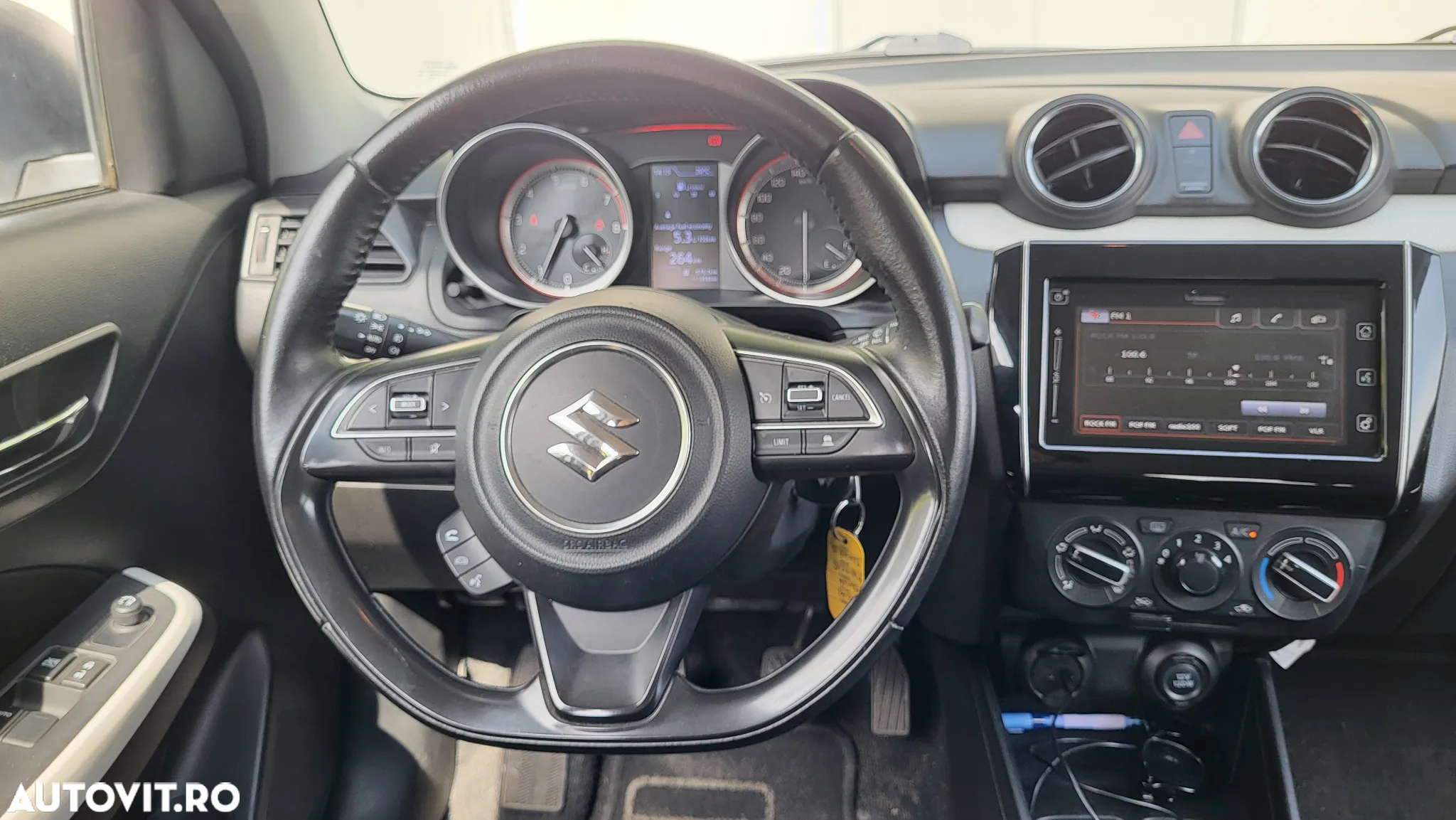 Suzuki Swift M-Hybrid 1.2 Passion - 13
