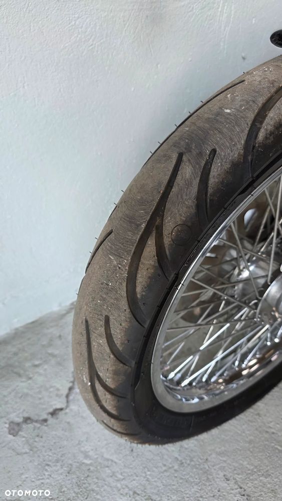 Suzuki Intruder - 18