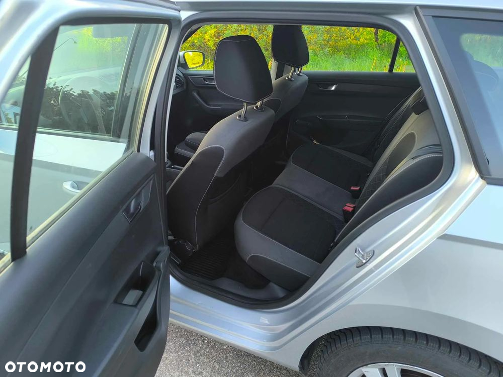 Skoda Fabia 1.0 TSI Ambition - 11