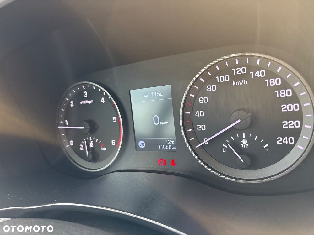 Hyundai Tucson blue 1.6 CRDi 4WD Premium - 22