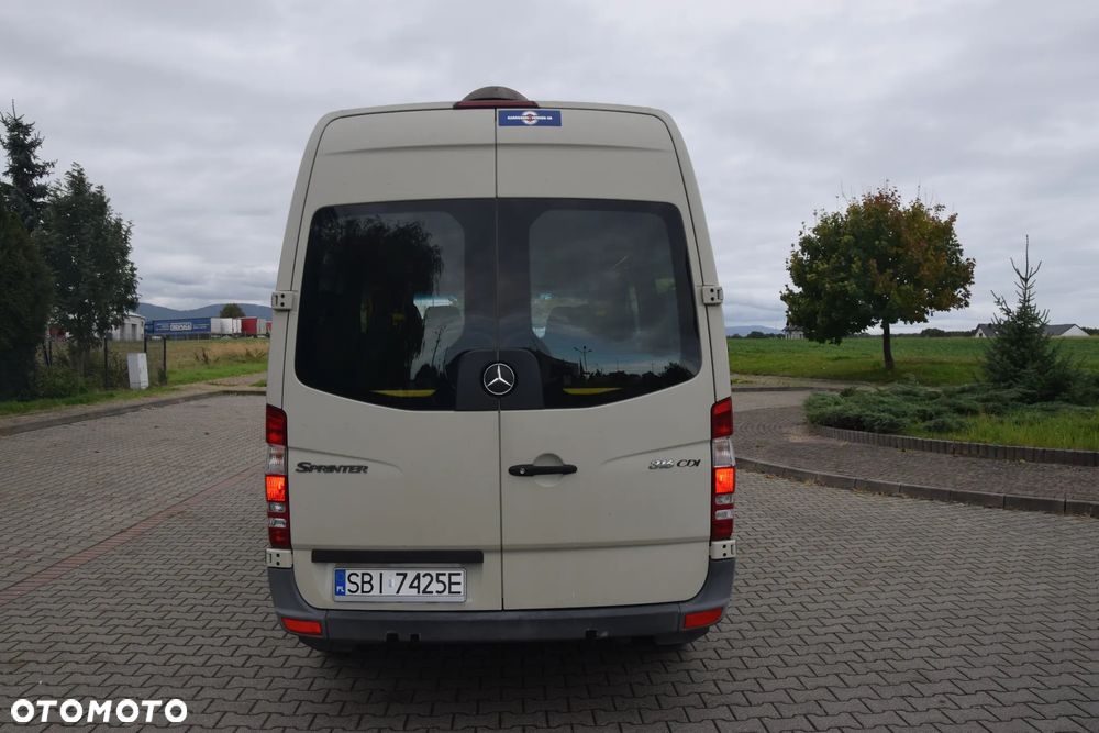 Mercedes-Benz Sprinter - 5