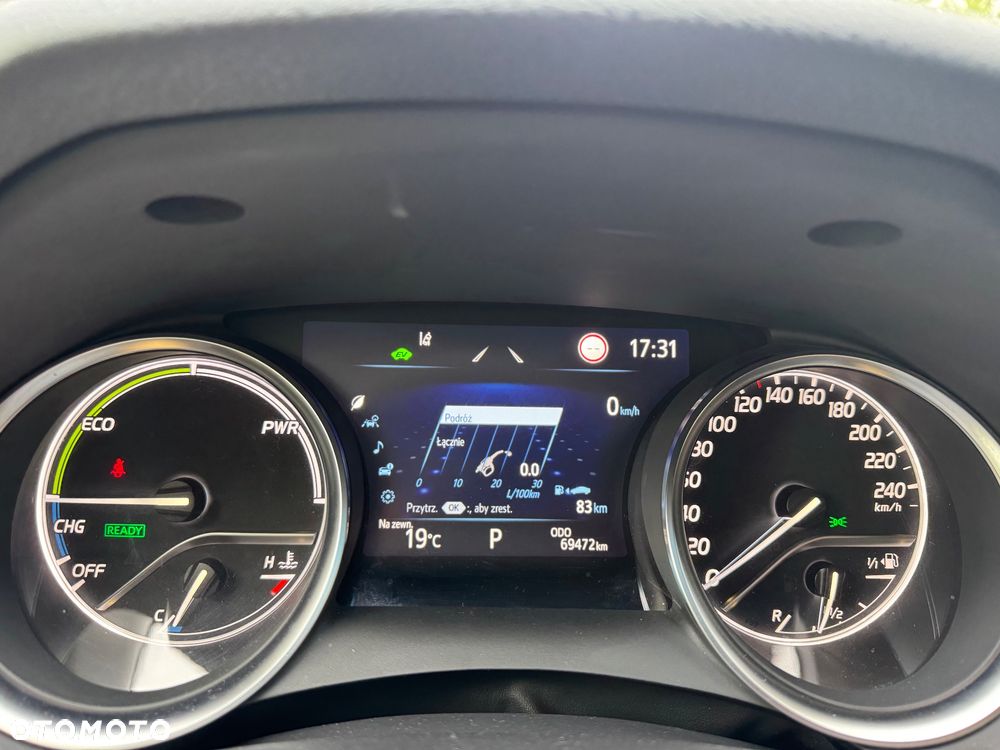 Toyota Camry 2.5 Hybrid Comfort CVT - 19