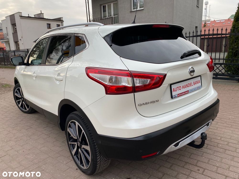 Nissan Qashqai 1.6 DIG-T 360 - 24