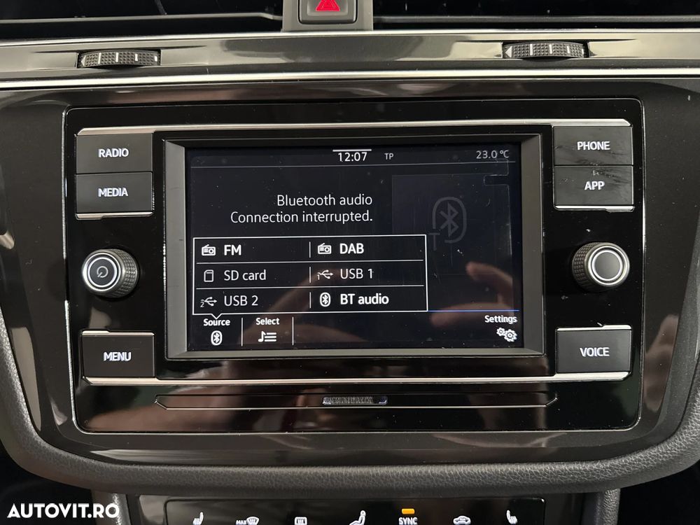 Volkswagen Tiguan - 21