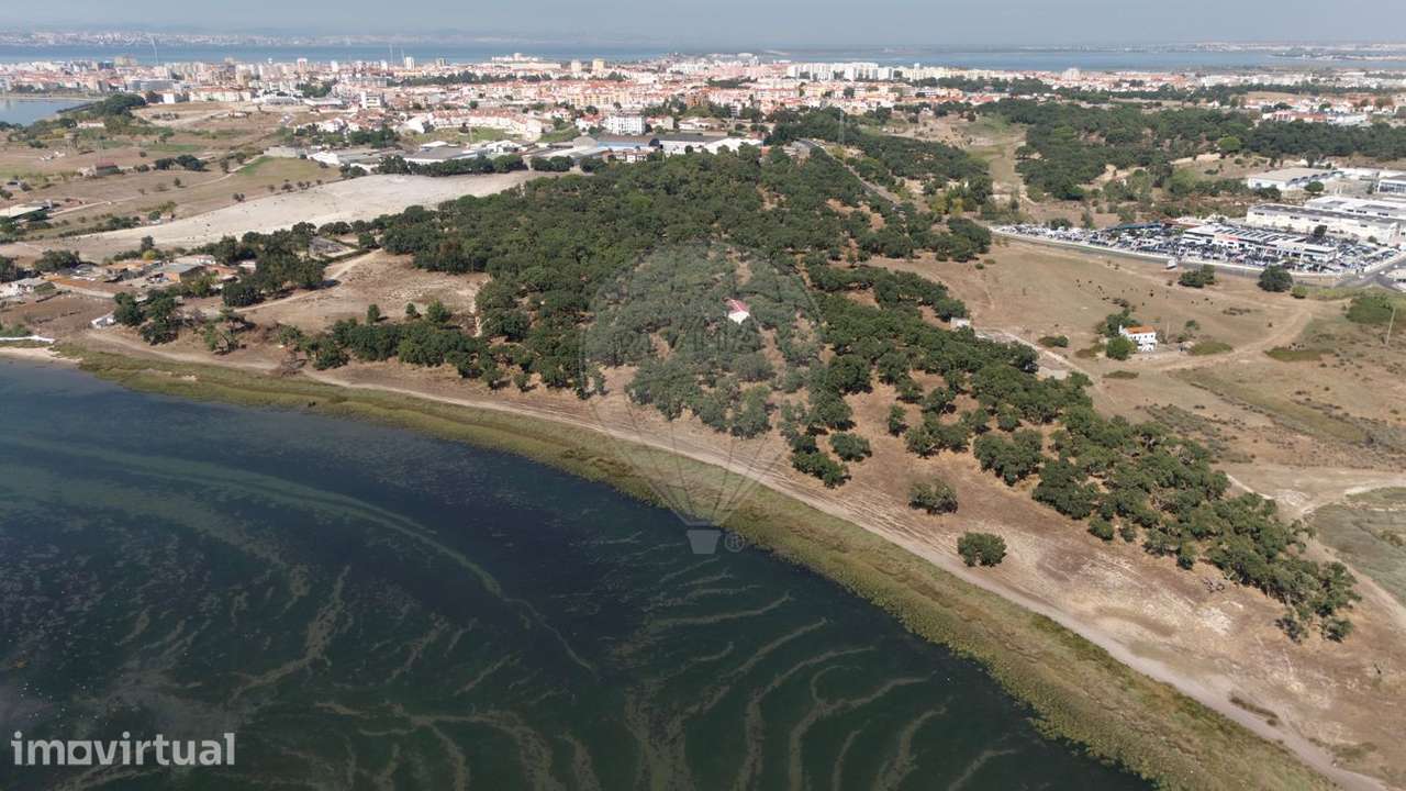Terreno  para venda - Grande imagem: 2/6