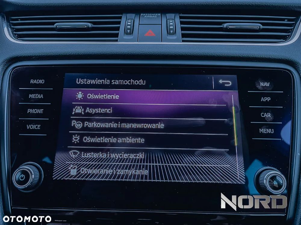 Skoda Octavia 2.0 TDI 4x4 Style DSG - 33