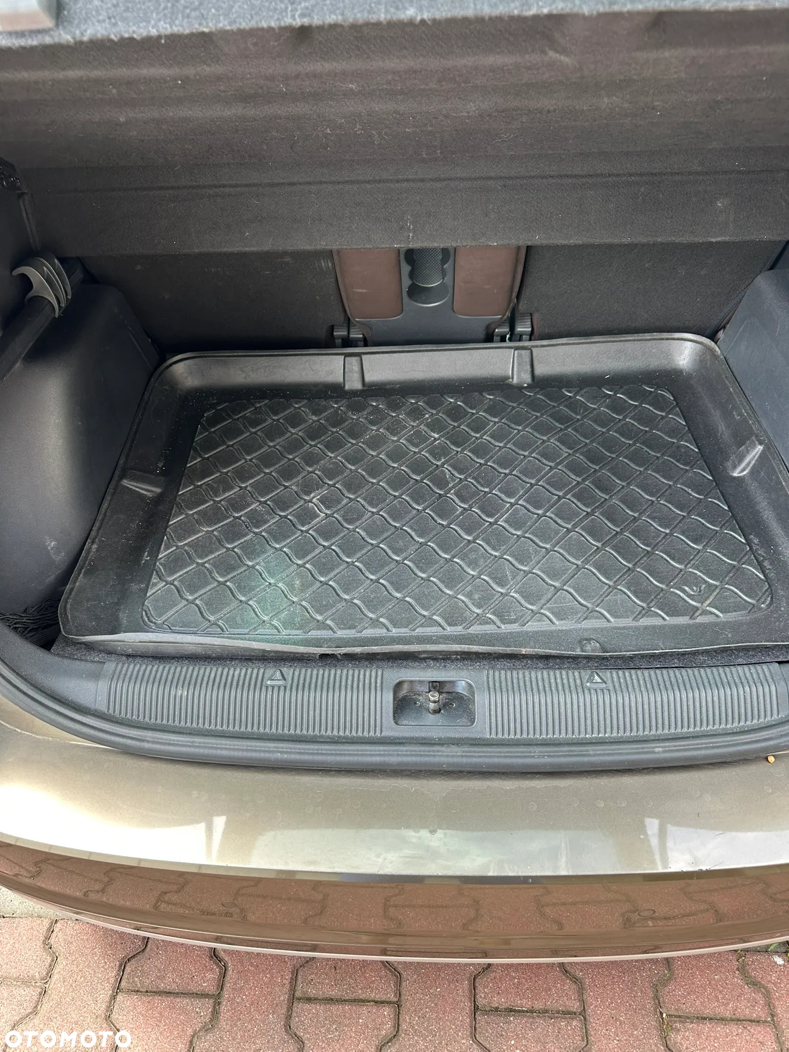 Skoda Yeti 2.0 TDI DPF 4x4 L&K - 10