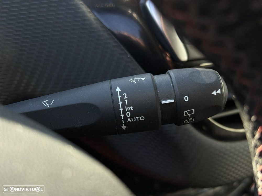 Peugeot 208 1.2 PureTech GT Line EAT6 - 9