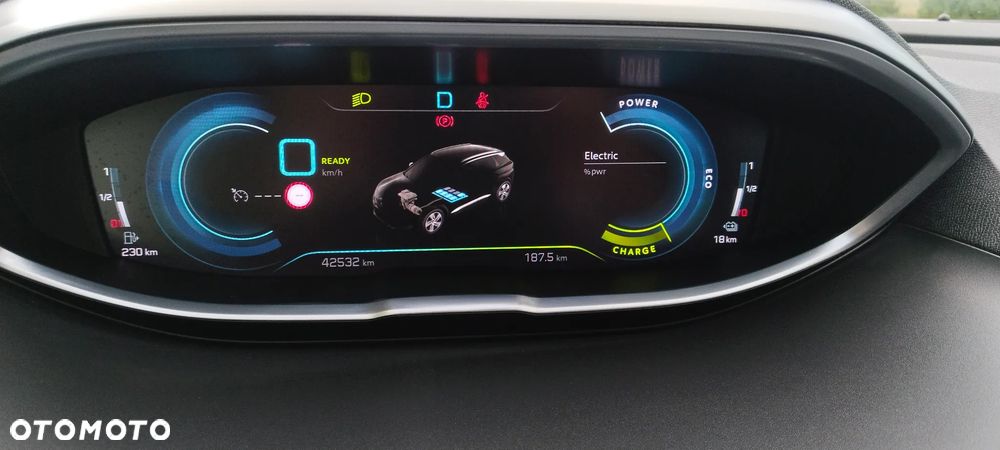 Peugeot 3008 1.6 PureTech HYbrid Allure S&S EAT8 - 13