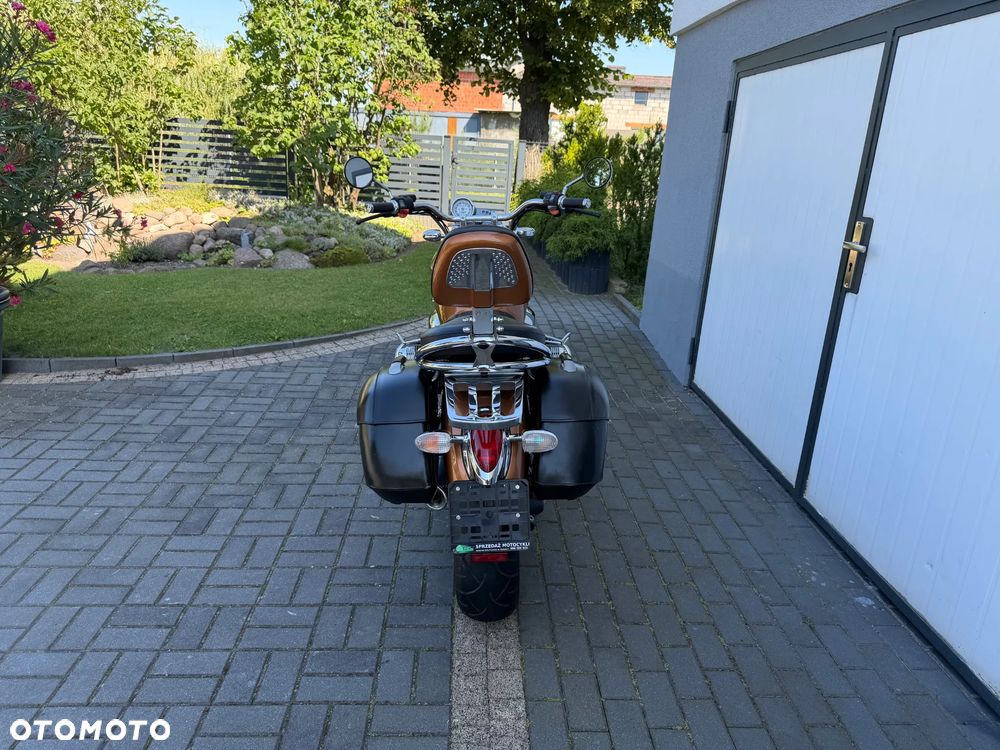 BMW R - 8