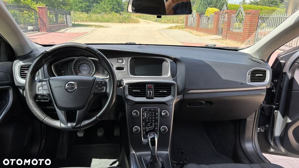 Volvo V40 - 8