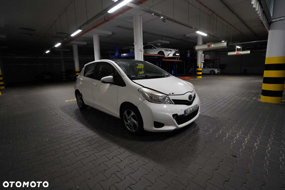 Toyota Yaris - 3