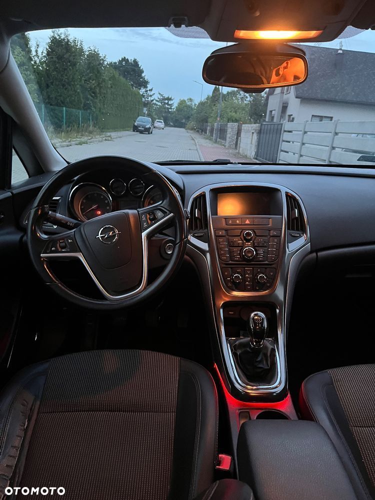 Opel Astra 1.6 Cosmo - 4