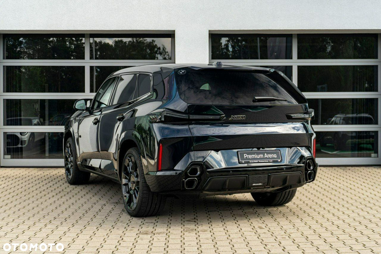 BMW XM - 7