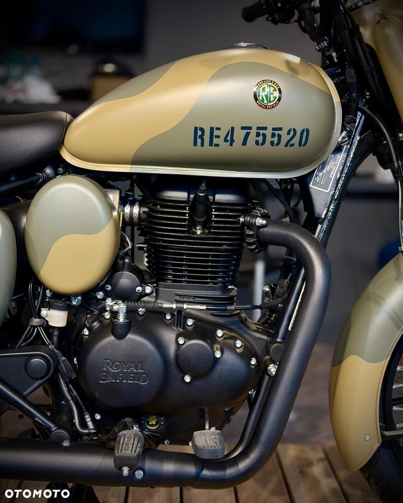 Royal Enfield Classic - 8