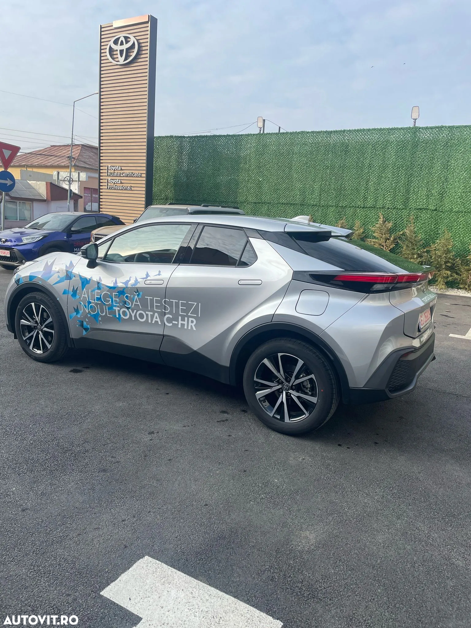 Toyota C-HR - 2