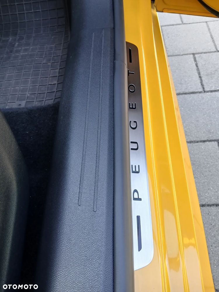 Peugeot 208 Elektromotor 136 E-Style - 27