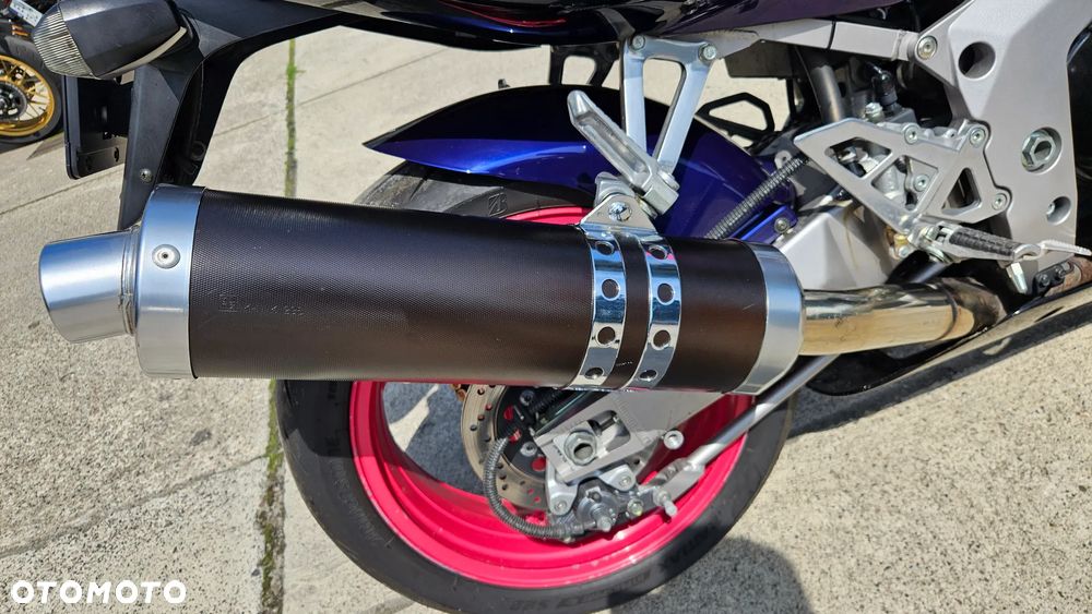 Kawasaki ZXR - 7