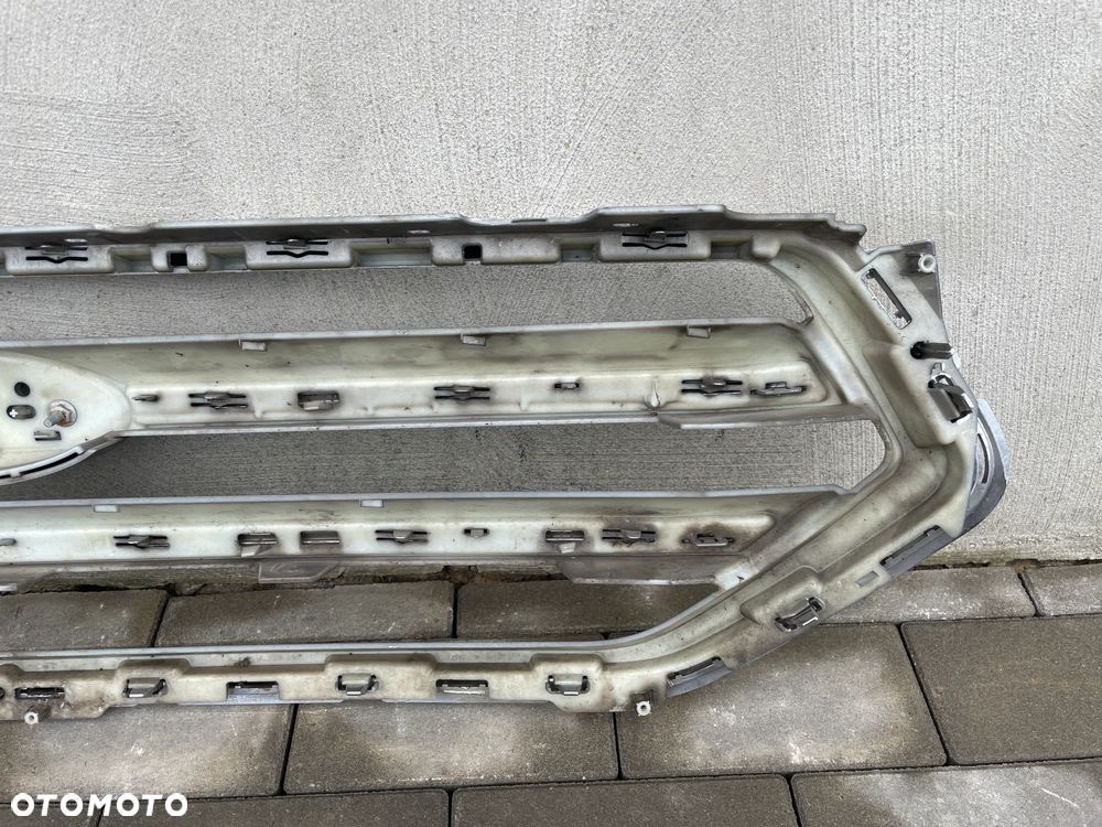 ATRAPA, GRIL FORD KUGA MK2 LIFT  2016-- - 5